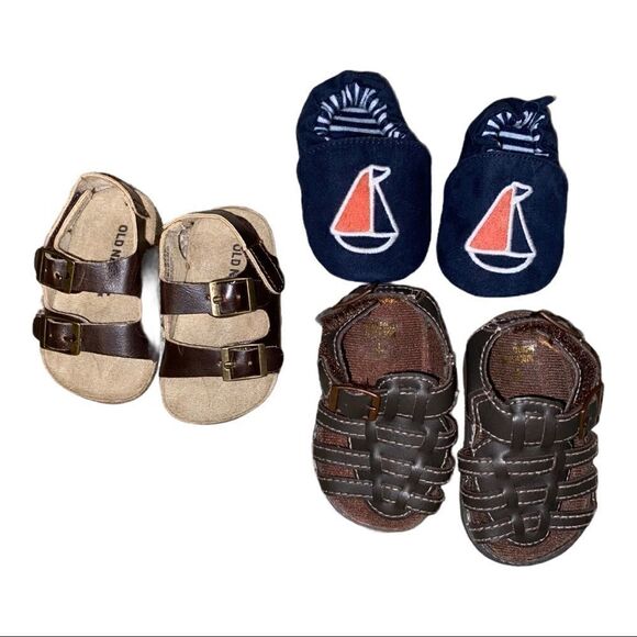 Old Navy Lot of 3 Baby Sandals Crib Shoes - Picture 1 of 7